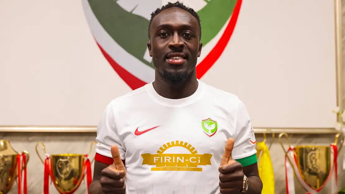 Amedspor'da ayrılık: Bobby Adekanye Resmen Manisa FK'da