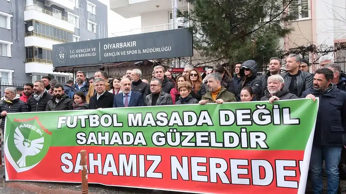 Amedspor, Diyarbakır stadyumu'ndaki zemin sorununa tepki gösterdi