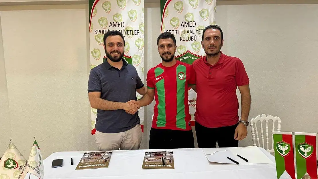 Oktay Aydın Amedspor'la sözleşme uzattı