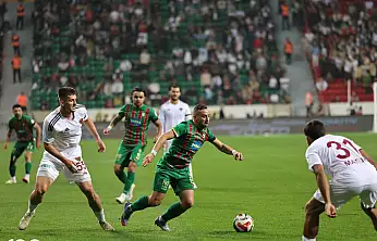Amedspor ilk yarıda Hatayspor'a geçit vermedi
