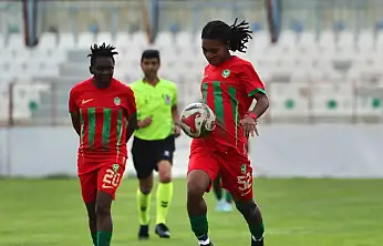 Amedspor kadın takımı'ndan gol rekoru: İlk yarıda 10 gol, toplamda 14!