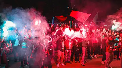 Amedspor'a duygusal ziyaret: Taraftardan inanç ve umut mesajı