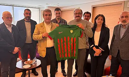 Amedspor yönetimi, Önder'e geçmiş olsun ziyaretinde bulundu