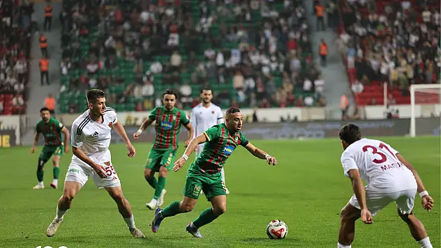 Amedspor ilk yarıda Hatayspor'a geçit vermedi