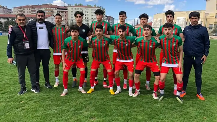 Amedspor’dan alt yapıdan iki genç oyuncuya A Takım şansı