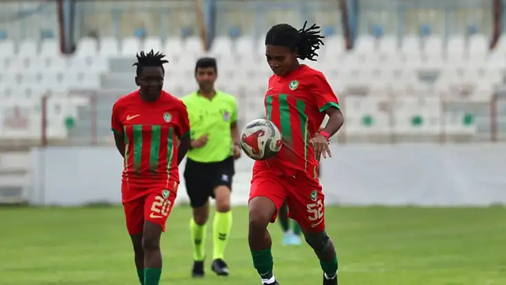 Amedspor kadın takımı’ndan gol rekoru: İlk yarıda 10 gol, toplamda 14!