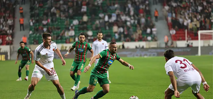 Amedspor ilk yarıda Hatayspor'a geçit vermedi