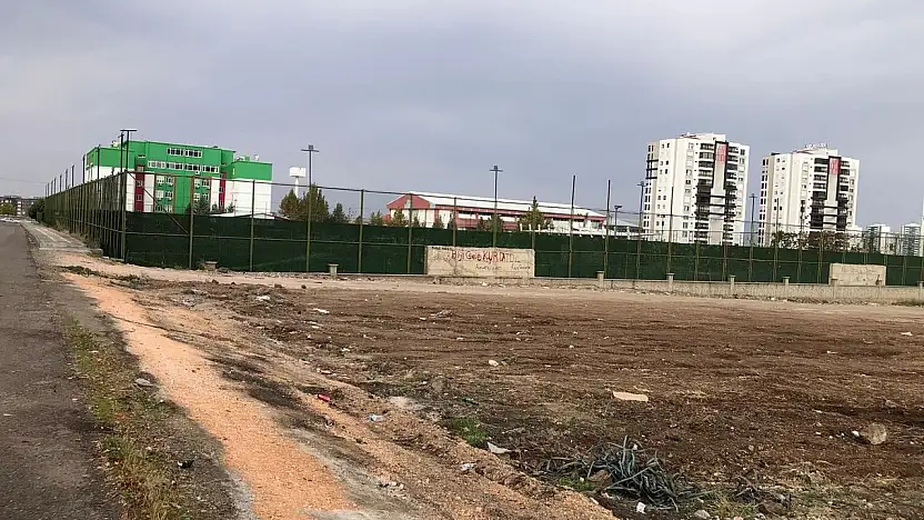 Amedspor'a yeni tesis müjdesi: 9 Dönümlük arazi spor kompleksi oluyor