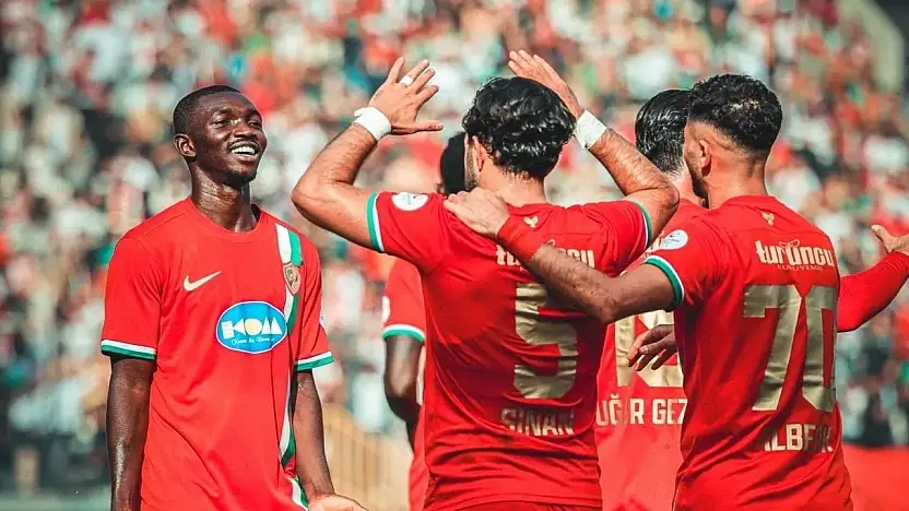 Diyarbakır'ın gururu Amedspor, Manisa'yı 3 golle geçti!