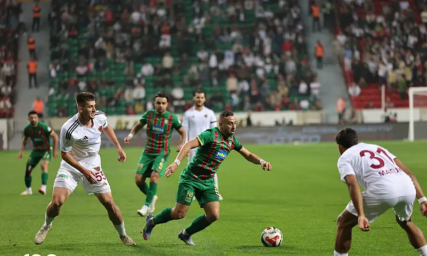 Amedspor ilk yarıda Hatayspor'a geçit vermedi